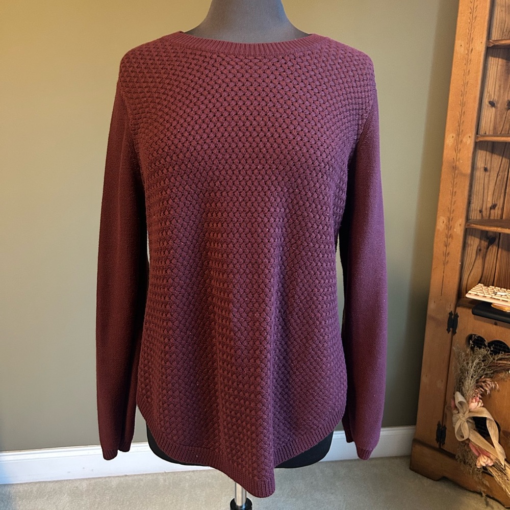Elegant Burgundy Women's Sweater